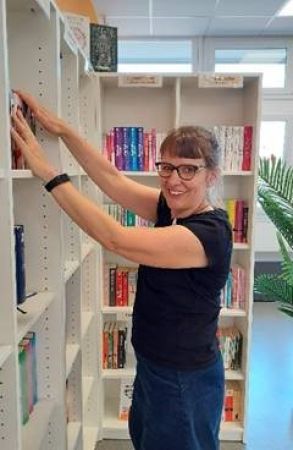 Liebt das Lesen seit einem Schulbibliotheksbesuch in der zweiten Klasse: Katrin Enders